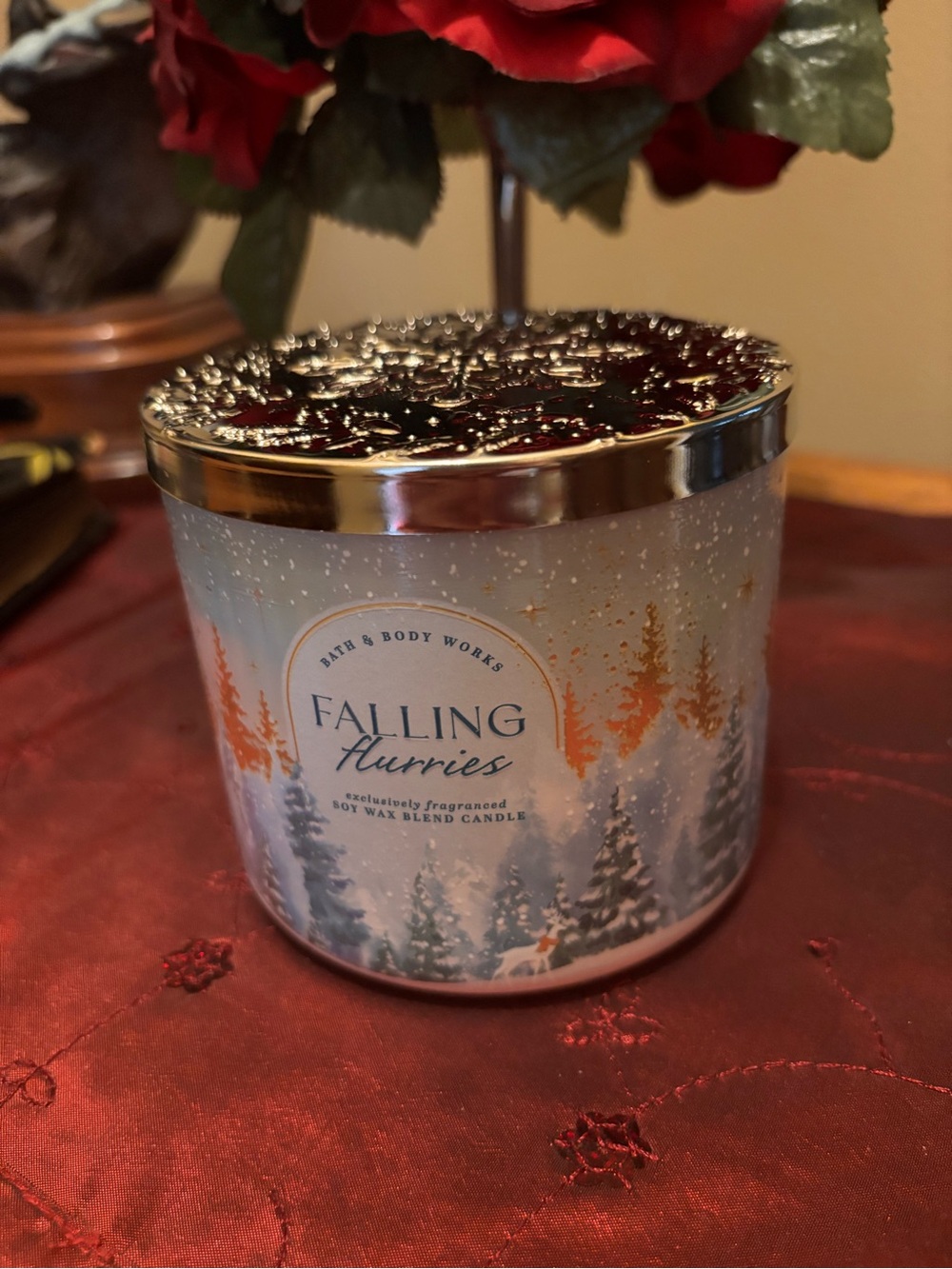 Bath & Body Works Falling Flurries Candle - Silver toned Snowflake Lid